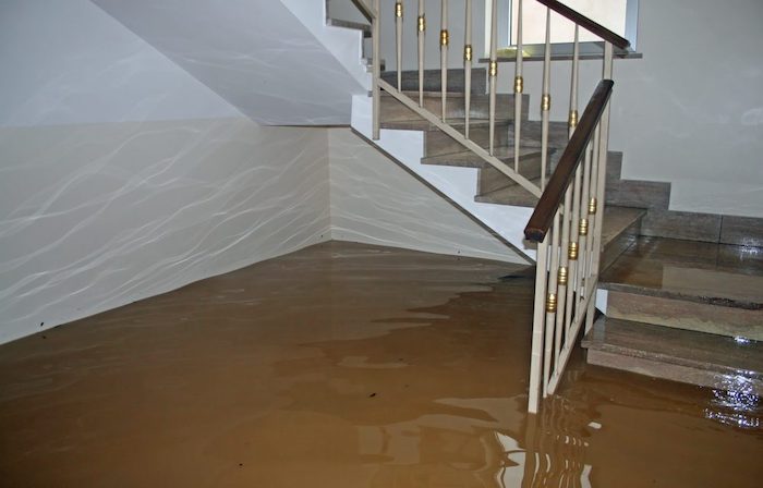 home flooding clean up