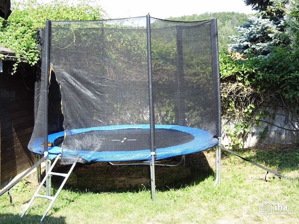 benefits of trampoline to kids